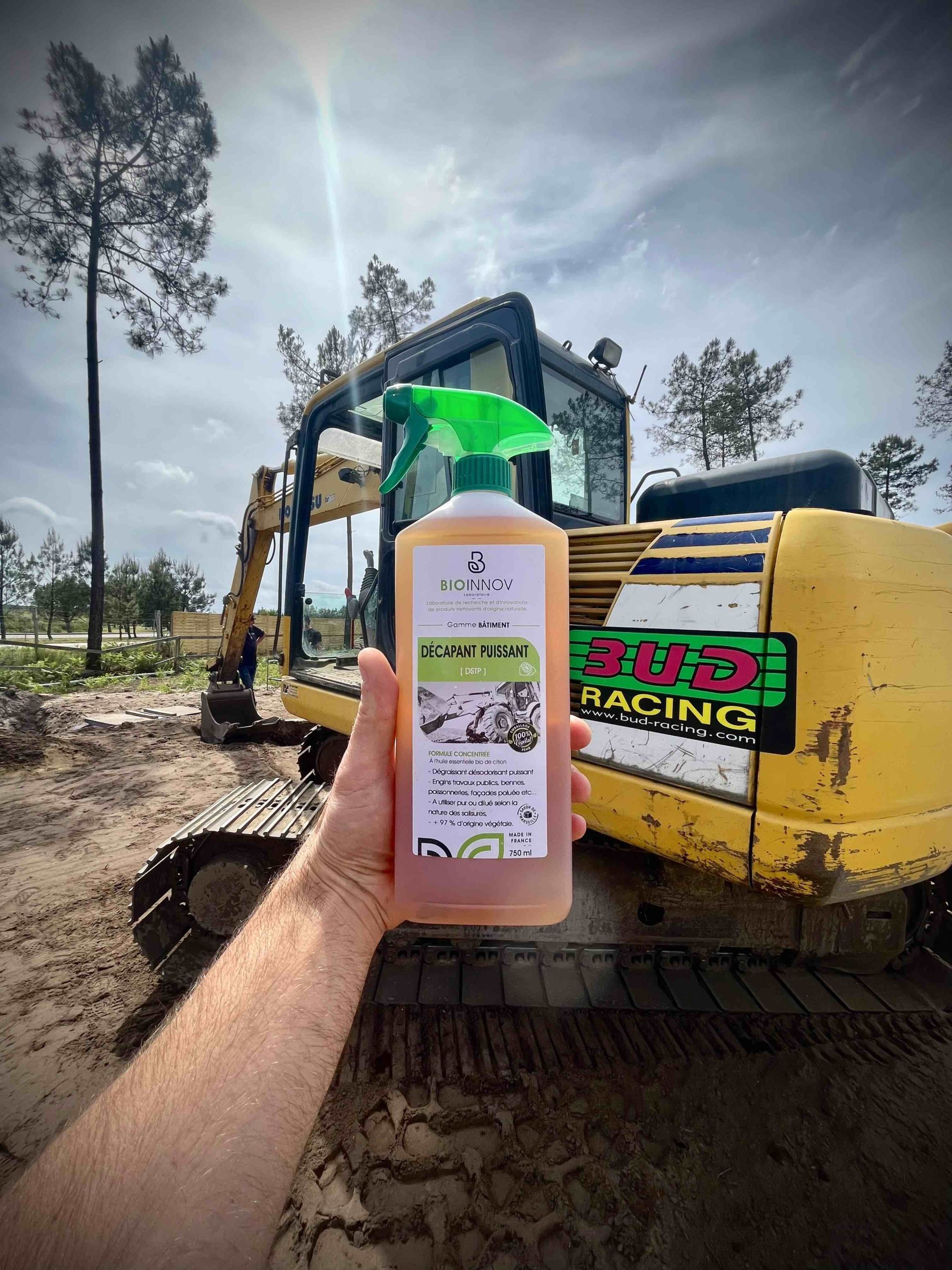 bioinnovAltelko produit nettoyant pour engins de travaux publics